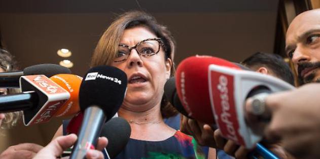 Paola De Micheli ministra