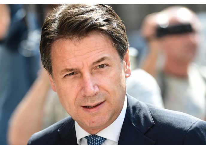 metamorfosi di Giuseppe Conte